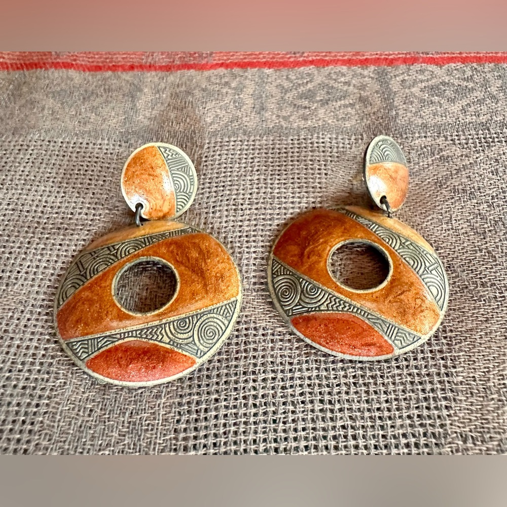 Edgar Berebi rare design boho earrings in green and orange. Great condition